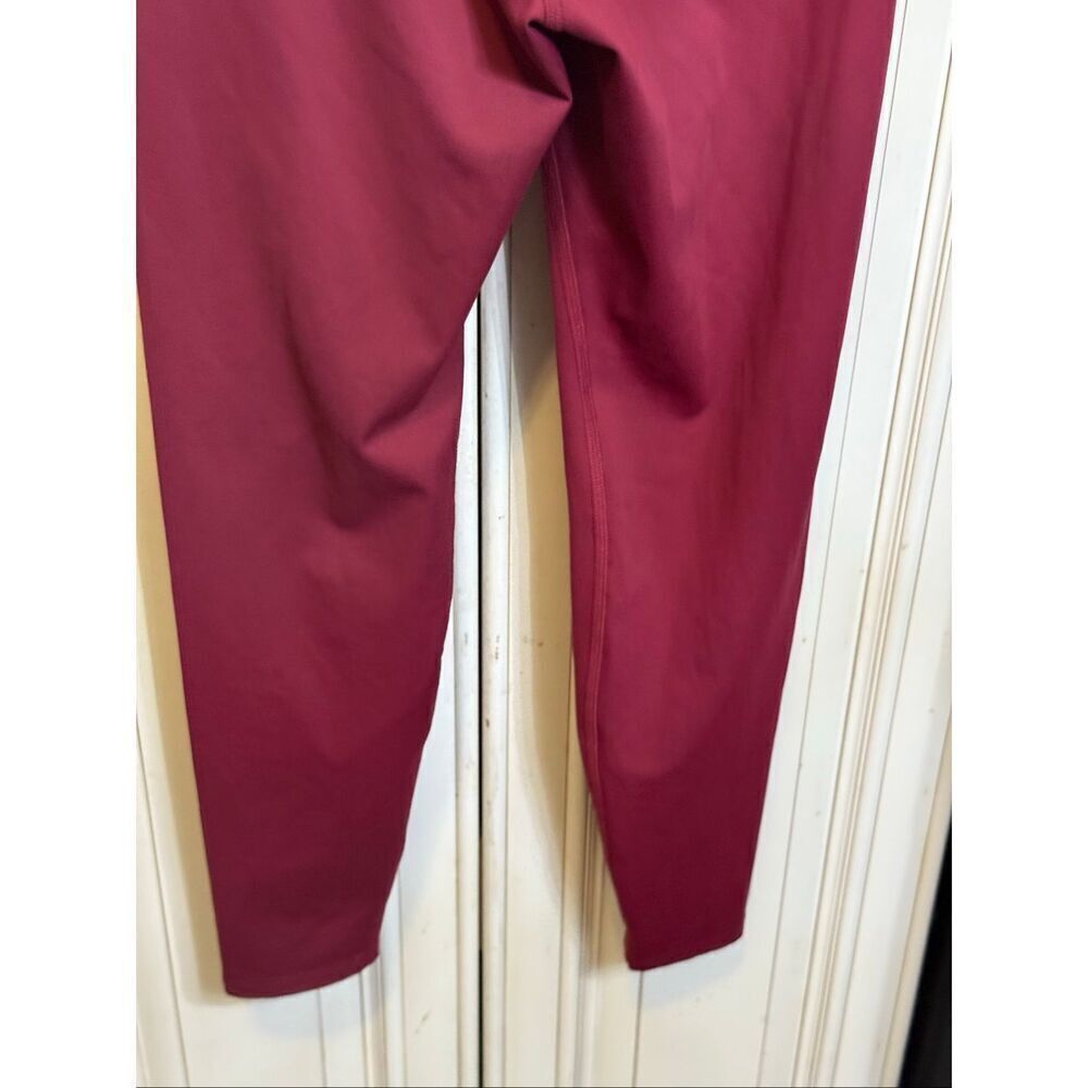 Heroine Sport Women's Mid-rise Sweat-wicking Pull-on Leggings Wild Berry Medium
